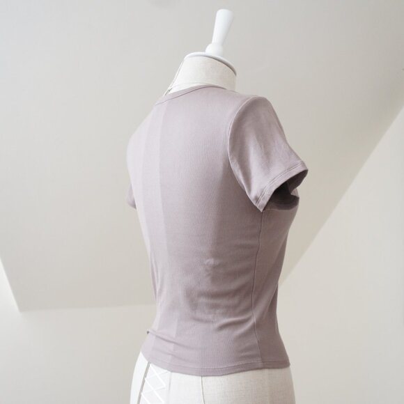 Athleta Signature Rib Crop Tee Size Small in Color Pyrite - Picture 10 of 12